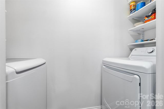 6432 Park Pond Drive, Charlotte, NC 28262