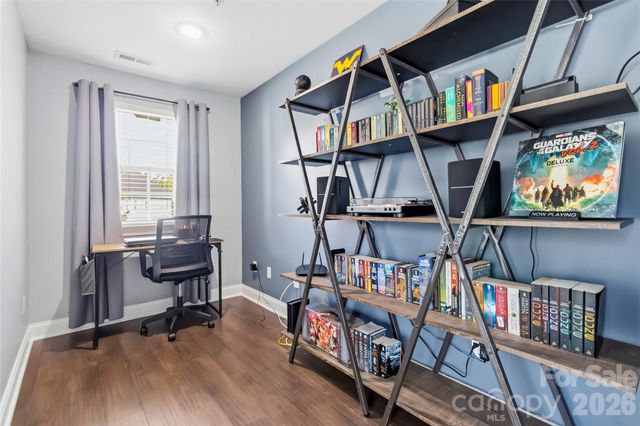 6432 Park Pond Drive, Charlotte, NC 28262