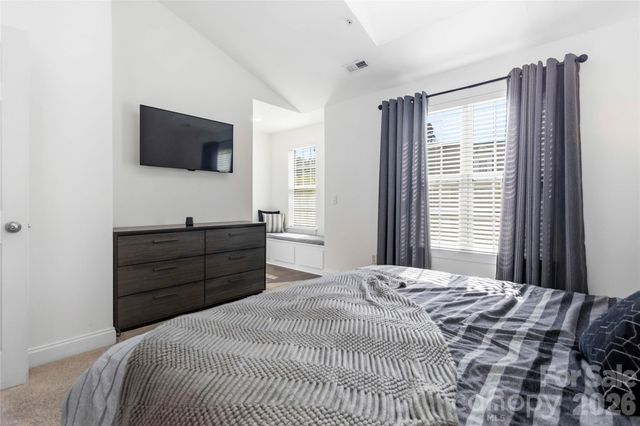 6432 Park Pond Drive, Charlotte, NC 28262