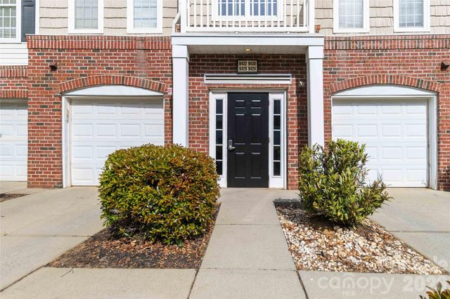 6432 Park Pond Drive, Charlotte, NC 28262