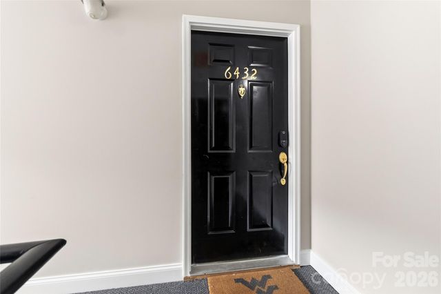 6432 Park Pond Drive, Charlotte, NC 28262