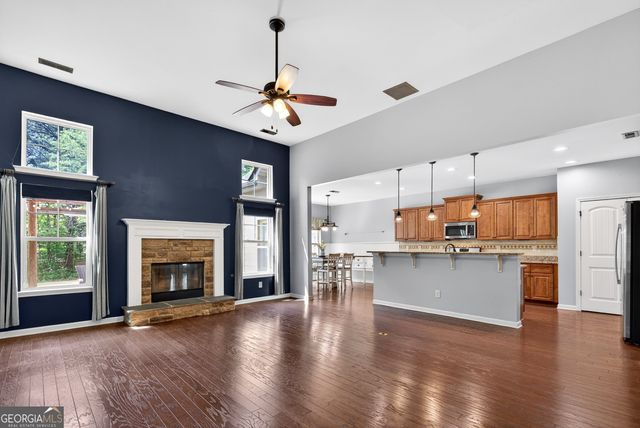 310 Ivy Lane, Senoia, GA 30276