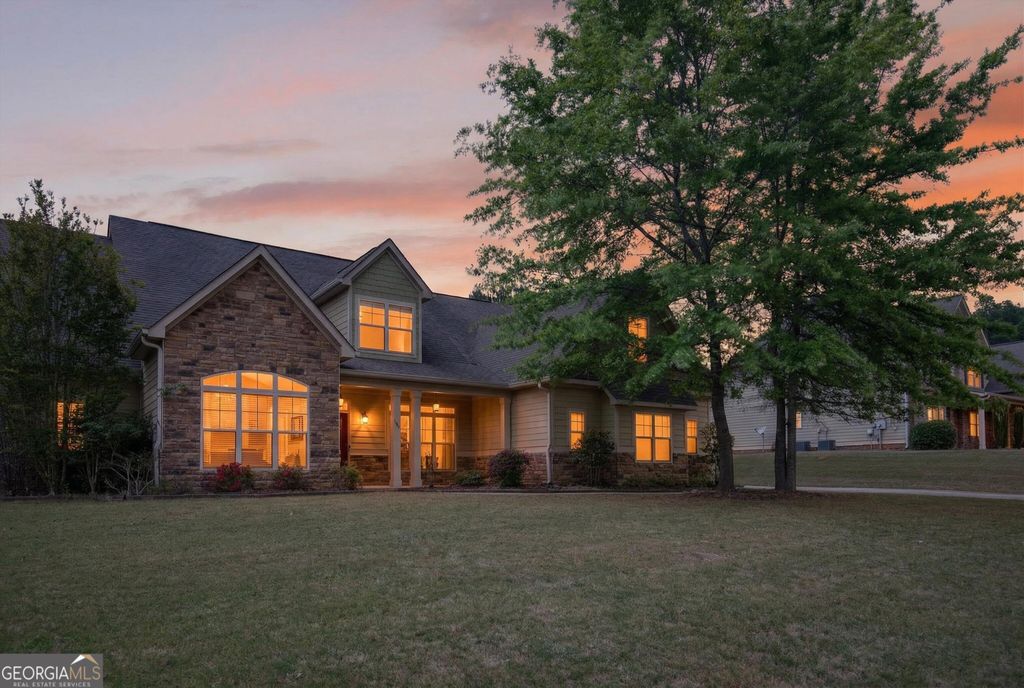 310 Ivy Lane, Senoia, GA 30276