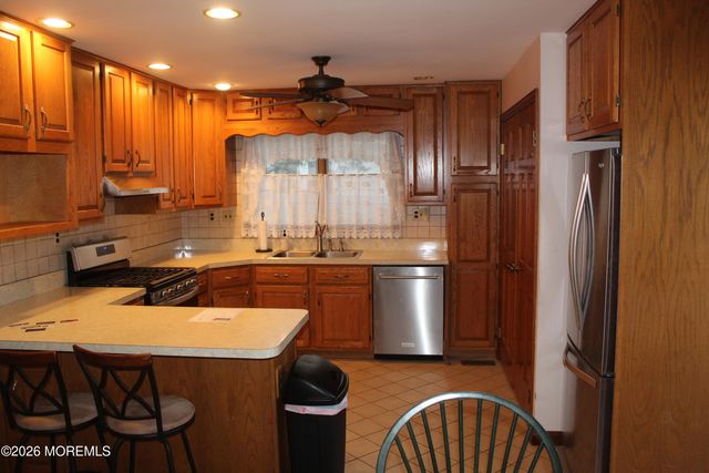 331 Morris Boulevard, Toms River, NJ 08753