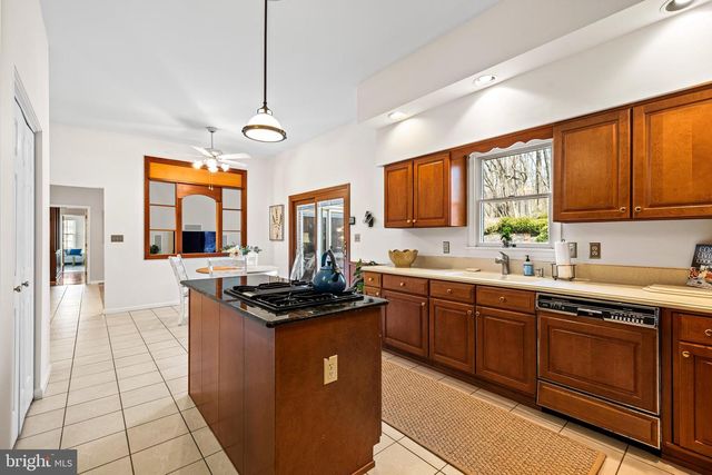 7316 LONGFIELD DR, Kingsville, MD 21087