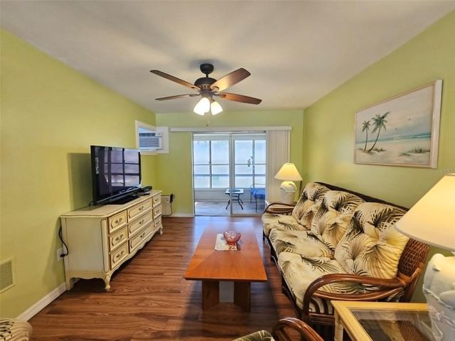 2028 CANAL DRIVE M26, Bradenton, FL 34207