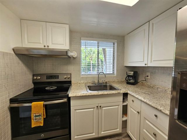2028 CANAL DRIVE M26, Bradenton, FL 34207