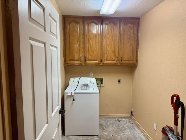 300 Ridge Road, Decatur, TX 76234