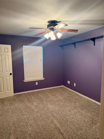 300 Ridge Road, Decatur, TX 76234