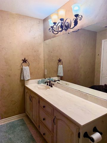 300 Ridge Road, Decatur, TX 76234