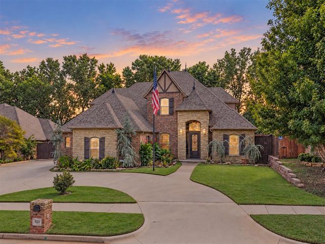 420 Stonemill Boulevard, Yukon, OK 73099