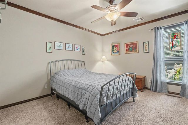 420 Stonemill Boulevard, Yukon, OK 73099