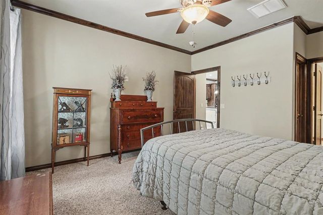 420 Stonemill Boulevard, Yukon, OK 73099