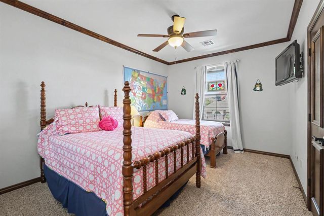 420 Stonemill Boulevard, Yukon, OK 73099