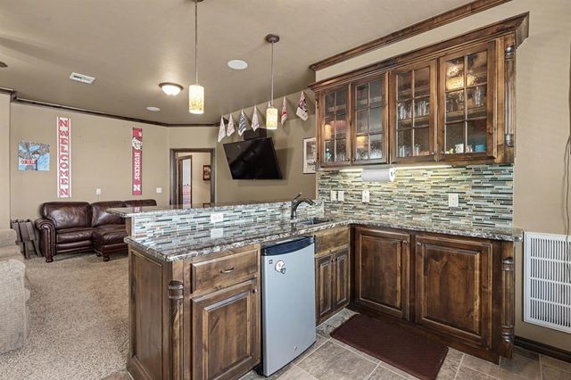 420 Stonemill Boulevard, Yukon, OK 73099
