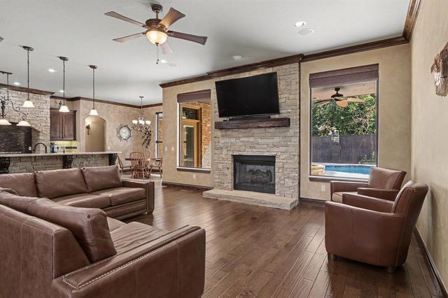 420 Stonemill Boulevard, Yukon, OK 73099