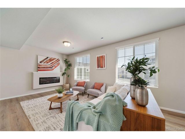 618 Wagon Wheel Way, Bennett, CO 80102