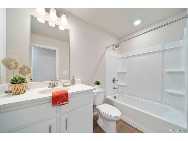 618 Wagon Wheel Way, Bennett, CO 80102