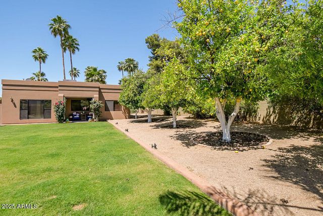 7530 E LARKSPUR Drive, Scottsdale, AZ 85260