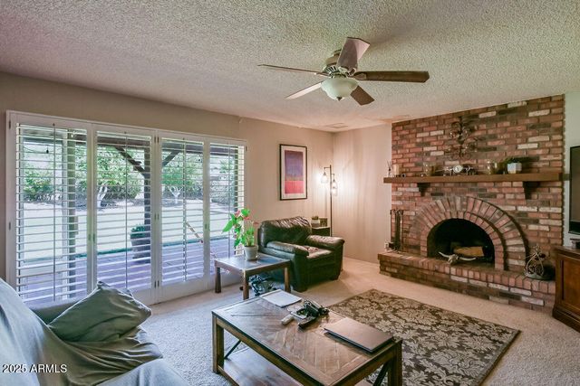 7530 E LARKSPUR Drive, Scottsdale, AZ 85260