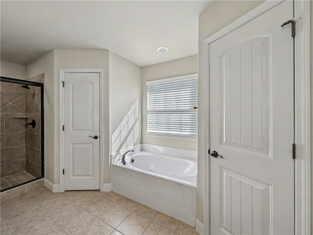 1801 SW Candlewood Street, Bentonville, AR 72712