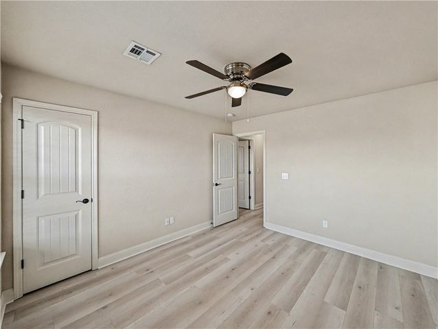 1801 SW Candlewood Street, Bentonville, AR 72712