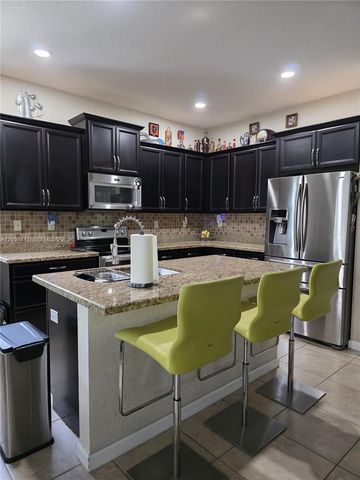 28363 SW 129th Ct, Homestead, FL 33033