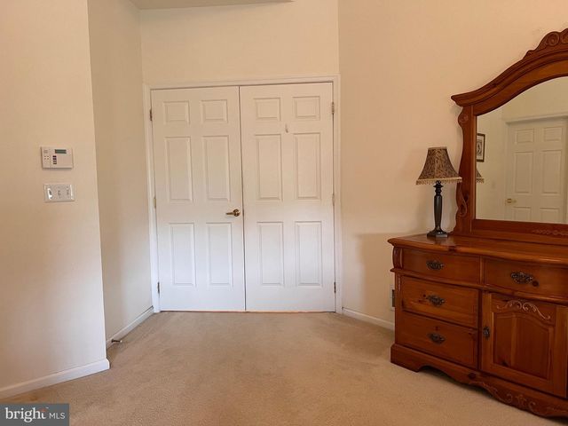 52 RIDGWAY DR, Bordentown, NJ 08505