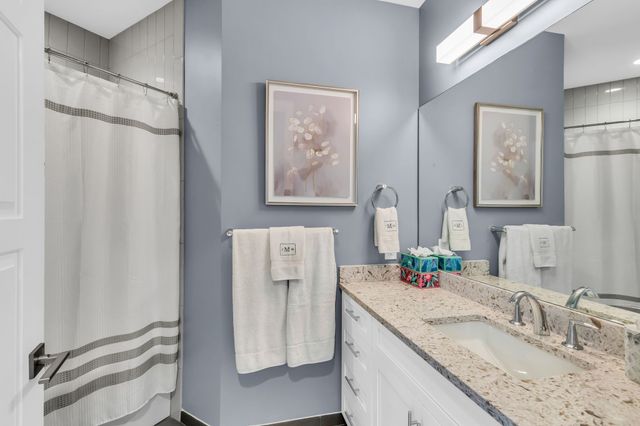 20 Rutledge St Apt 109, Nashville, TN 37210