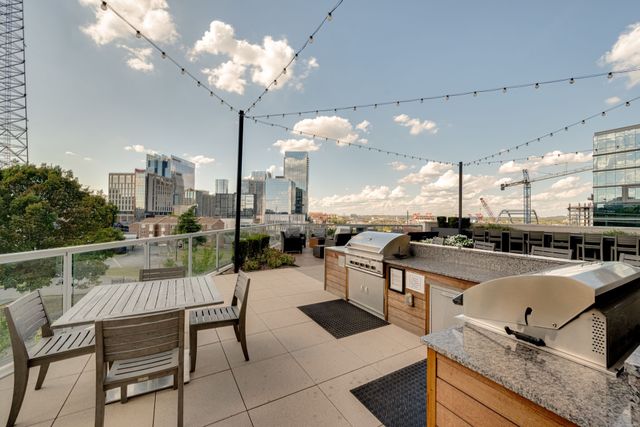 20 Rutledge St Apt 109, Nashville, TN 37210