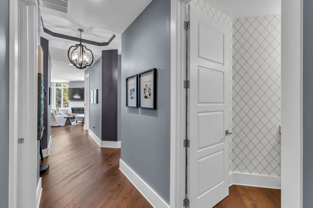 20 Rutledge St Apt 109, Nashville, TN 37210