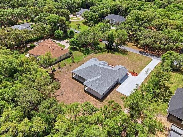 421 W CHASE STREET, Hernando, FL 34442