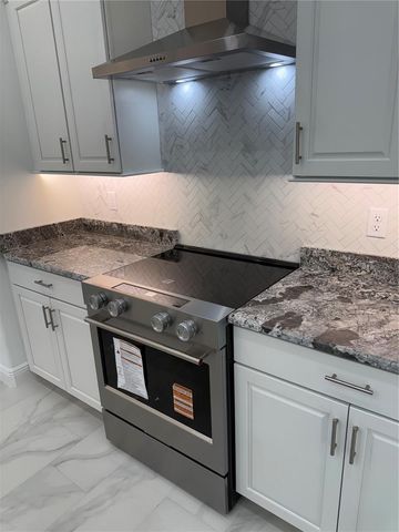 421 W CHASE STREET, Hernando, FL 34442