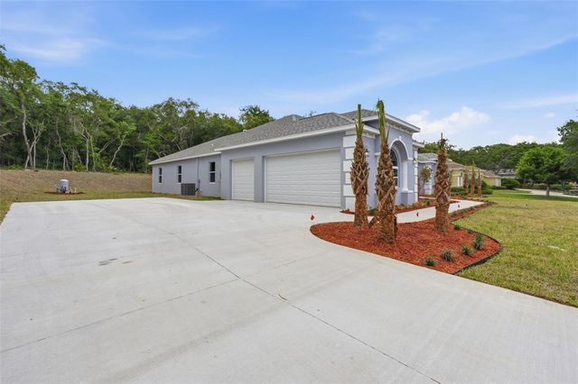 421 W CHASE STREET, Hernando, FL 34442