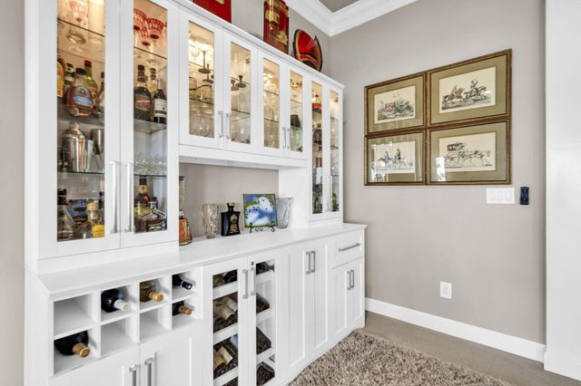 809 E Miracle Strip Parkway, Mary Esther, FL 32569