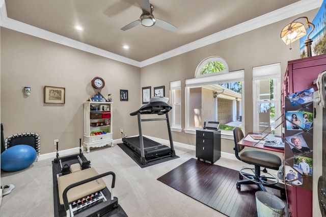 809 E Miracle Strip Parkway, Mary Esther, FL 32569