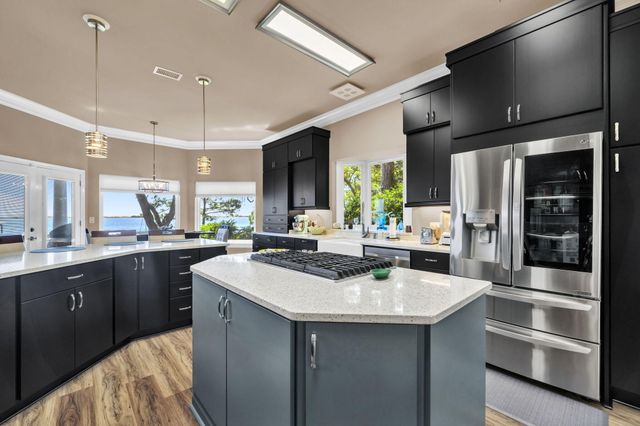 809 E Miracle Strip Parkway, Mary Esther, FL 32569