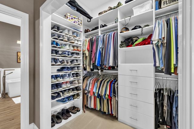 809 E Miracle Strip Parkway, Mary Esther, FL 32569