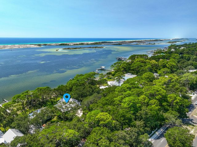 809 E Miracle Strip Parkway, Mary Esther, FL 32569