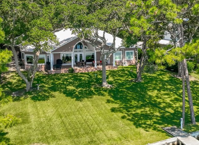 809 E Miracle Strip Parkway, Mary Esther, FL 32569