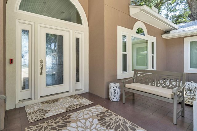 809 E Miracle Strip Parkway, Mary Esther, FL 32569