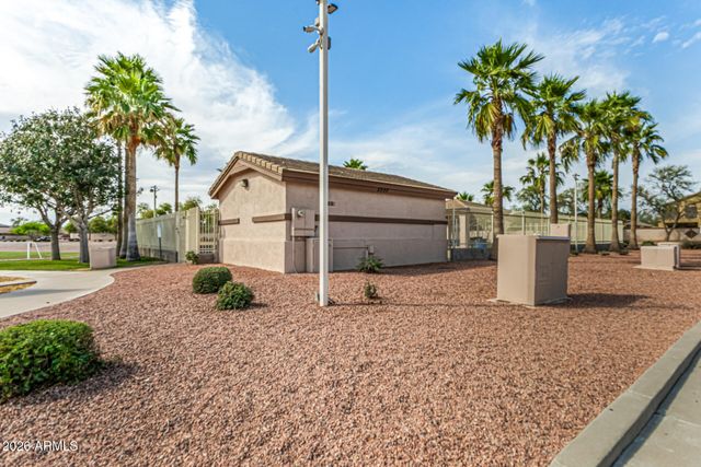 11274 W DEL RIO Lane, Avondale, AZ 85323