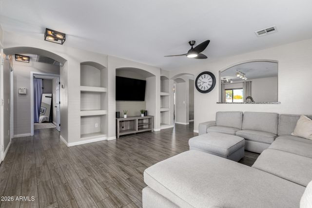 11274 W DEL RIO Lane, Avondale, AZ 85323