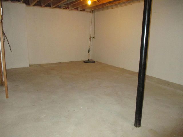 35907 Fierimonte Drive, Clinton Twp, MI 48035