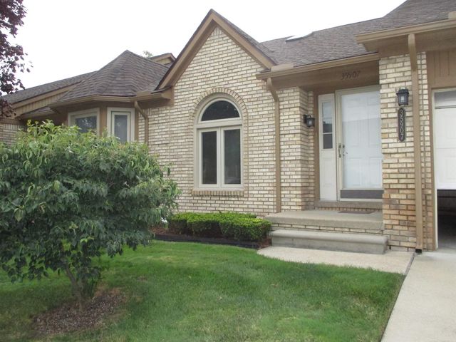 35907 Fierimonte Drive, Clinton Twp, MI 48035