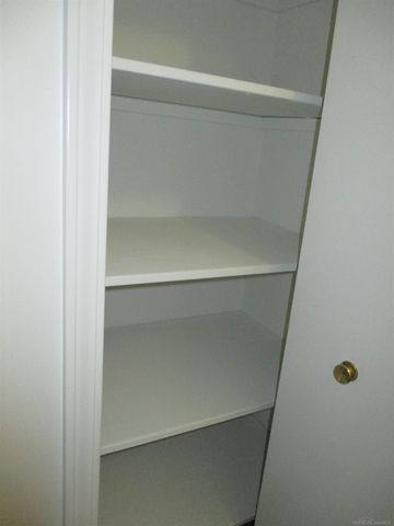 35907 Fierimonte Drive, Clinton Twp, MI 48035