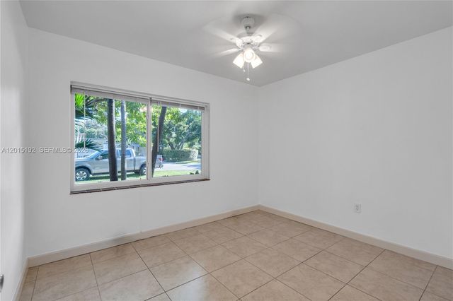 6141 SW 47th St, Miami, FL 33155