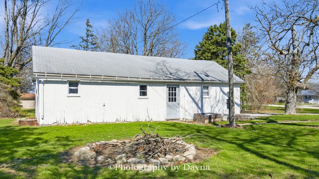 209 E Lafayette Street, Ashkum, IL 60911