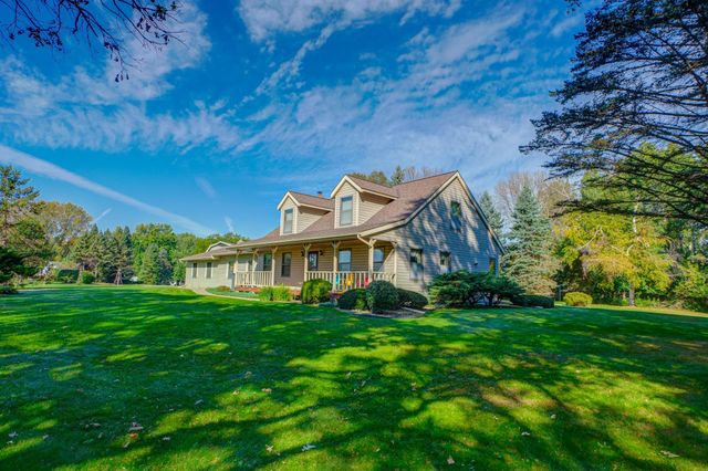 7669 Minar Avenue N, Stillwater, MN 55082