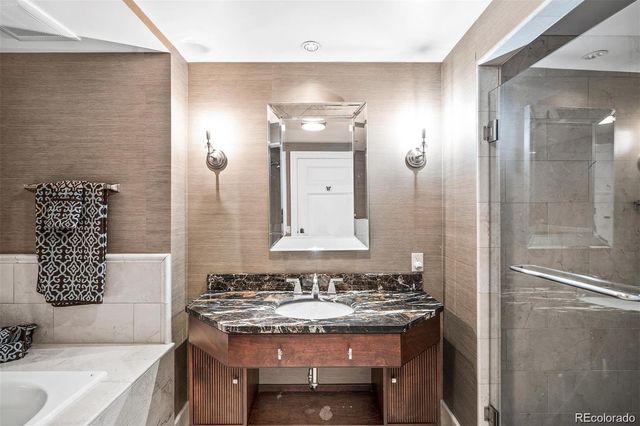 1891 Curtis Street 1607, Denver, CO 80202